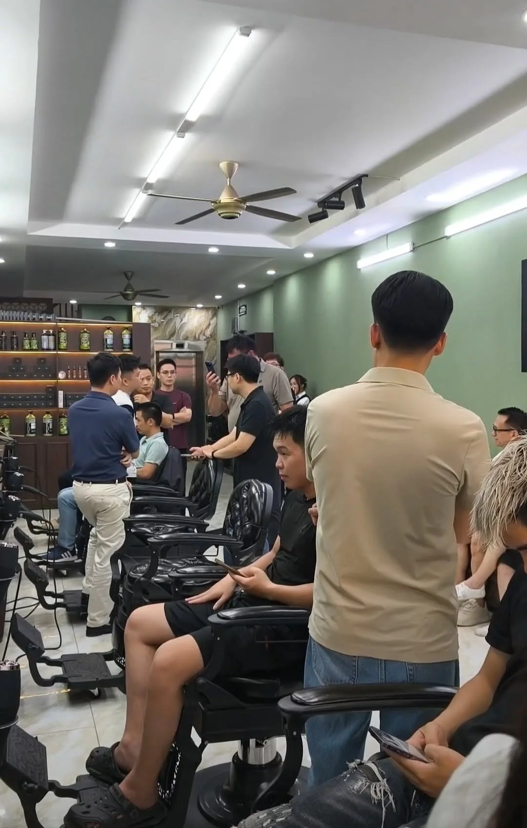 Hairdresser/Barber tại Úc: Điều kiện nghề và lộ trình Visa 482